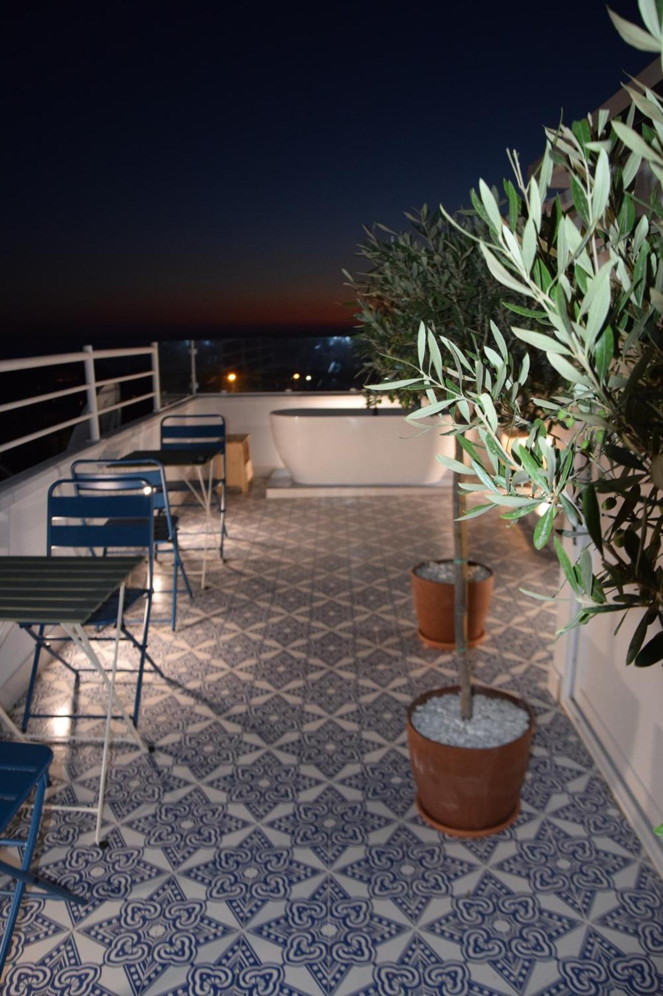Vist'Amare Bed & Breakfast ซานตามาเรีย ดิ กาสเตลลาบาเต ภายนอก รูปภาพ